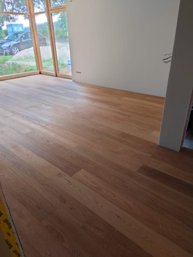 Fachgerechte Bodenverlegung im Wendland
